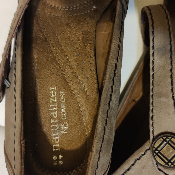 Naturalizer Neema Suede Block Heel Pumps Tan Taupe Comfort Size 7.5 - Picture 3 of 6